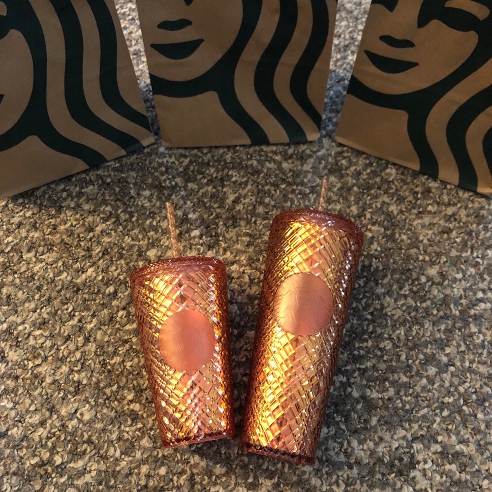*SOLD* BRAND NEW SET Starbucks holiday 2021 limited edition tumblers